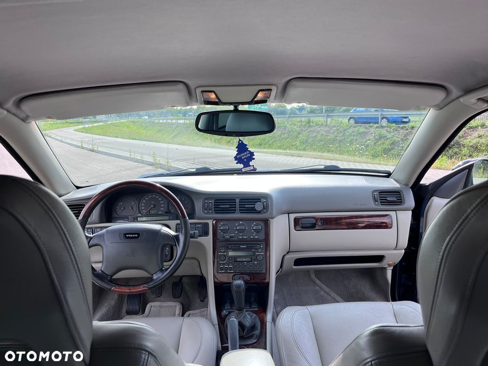 Volvo C70 2.4 Turbo - 16