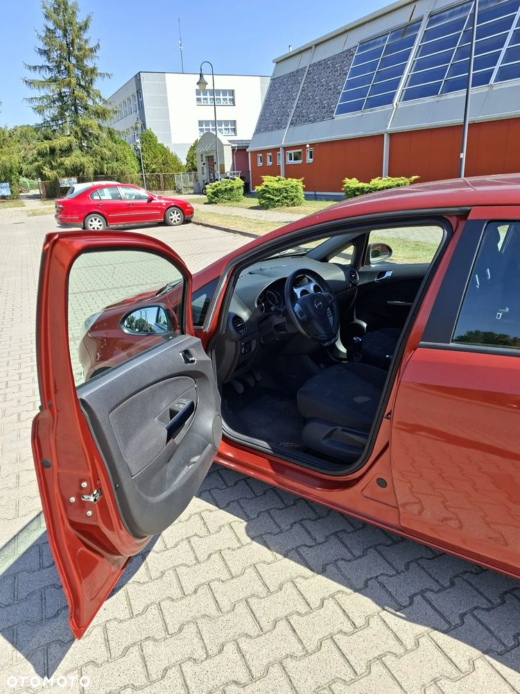 Opel Corsa 1.4 16V Active - 11