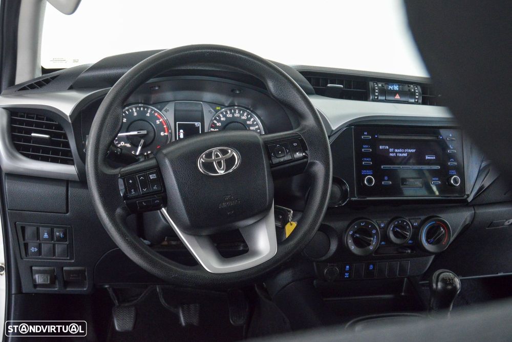 Toyota Hilux 2.4 D-4D 4X2 Cabine Dupla 5L - 28