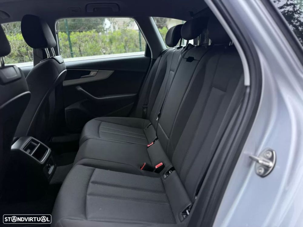 Audi A4 Avant 35 TDI Advanced S tronic - 13