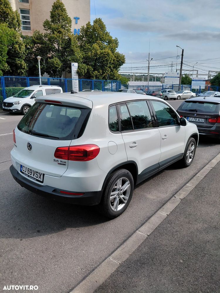 Volkswagen Tiguan 2.0 TDI 4Mot Comfortline - 3