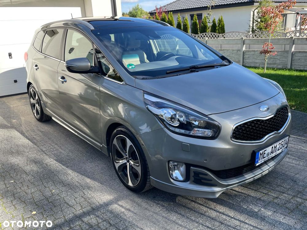 Kia Carens 1.6 GDI Fifa World Cup Edition - 4