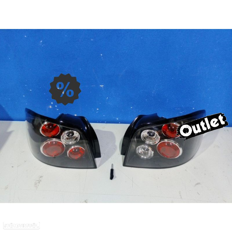 R011890C1 FAROLINS TRASEIROS AUDI A3 03-08 FUNDO PRETO - 5