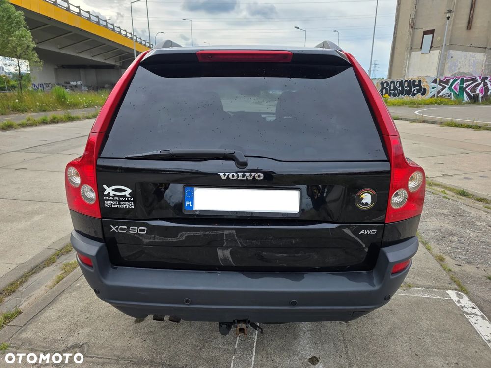 Volvo XC 90 - 9