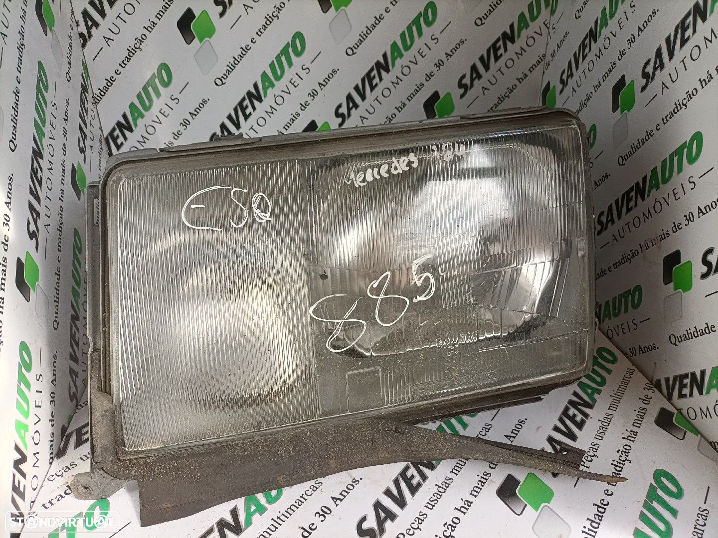 Farol Esq Mercedes-Benz E-Class (W124) - 1
