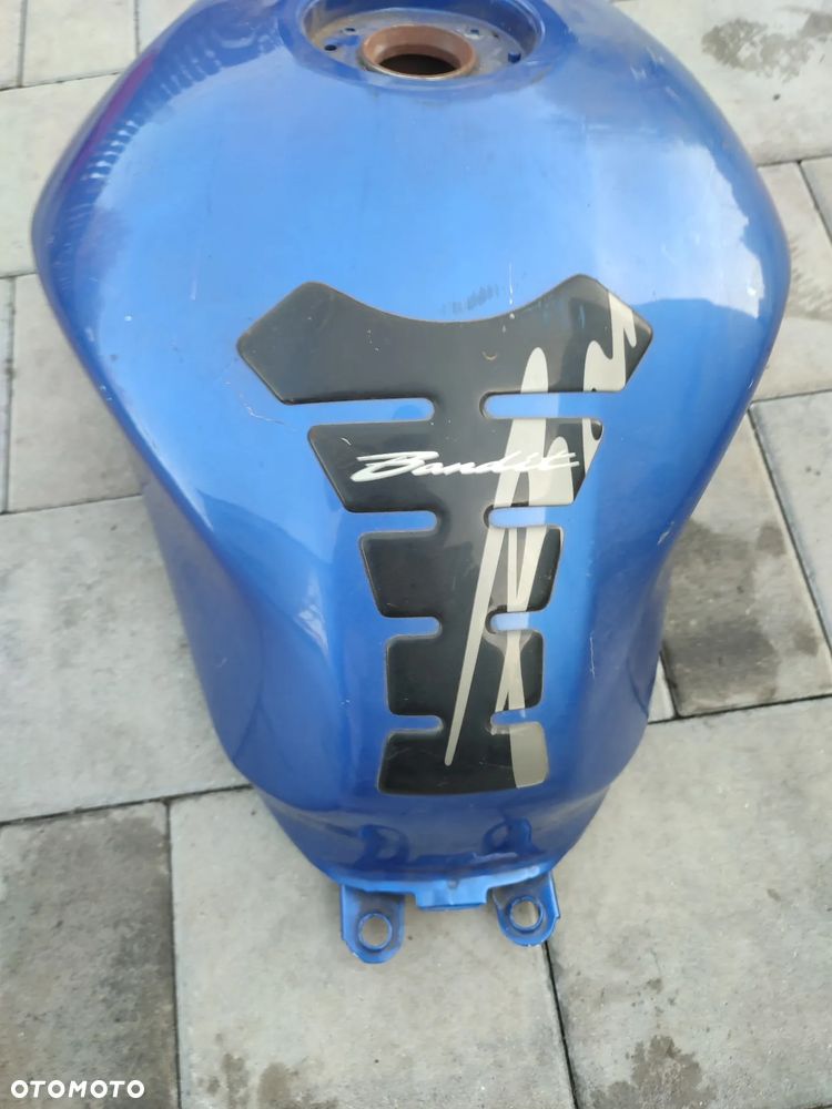 Bak, zbiornik paliwa Suzuki Bandit 600 - 4