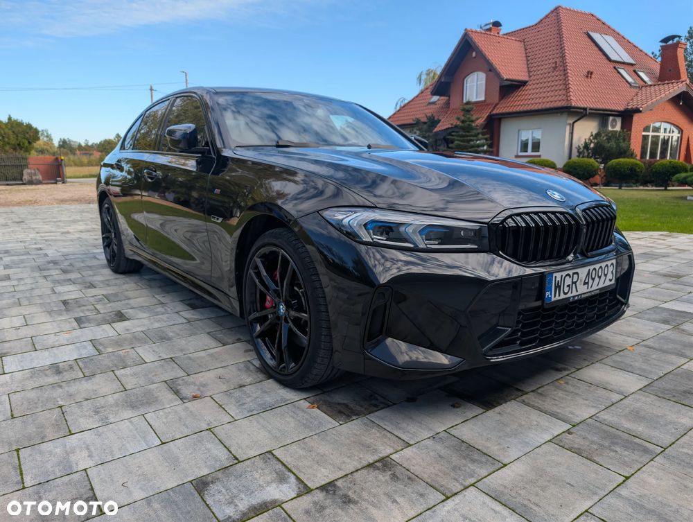 BMW Seria 3 2023 photo 2