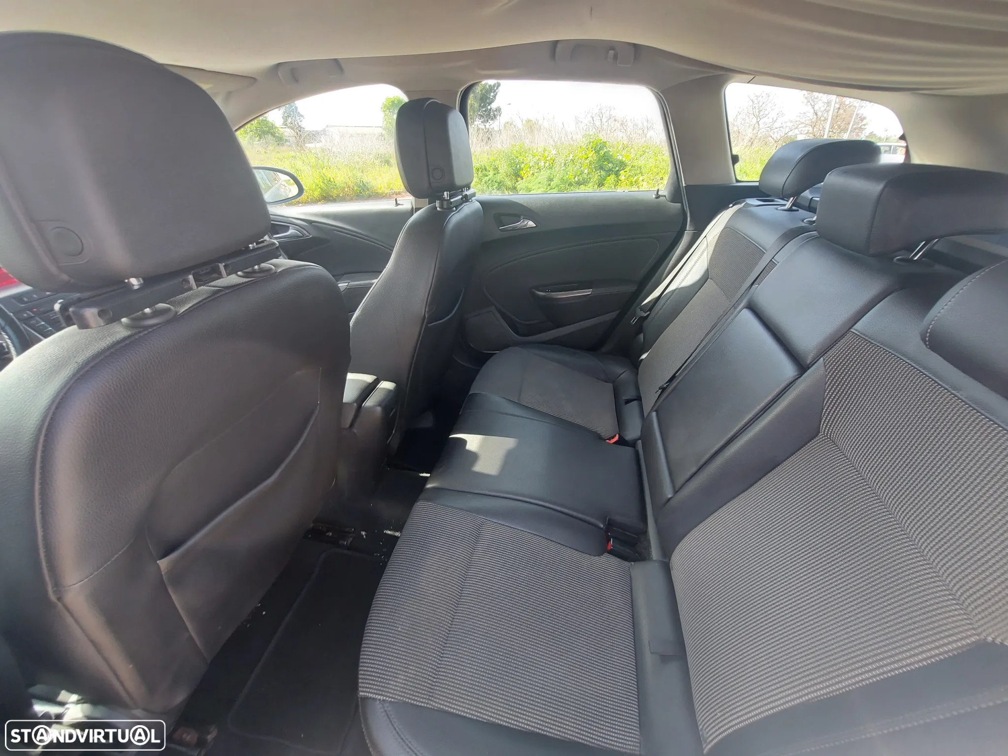 Opel Astra Sports Tourer 1.3 CDTi Executive S/S - 9
