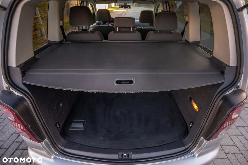 Volkswagen Touran 1.9 TDI United - 23