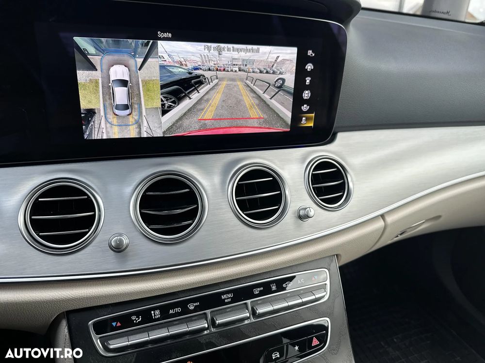Mercedes-Benz E 300 de 9G-TRONIC - 19