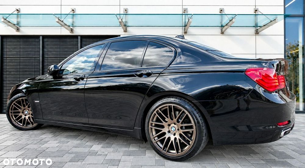 BMW Seria 7 2010
