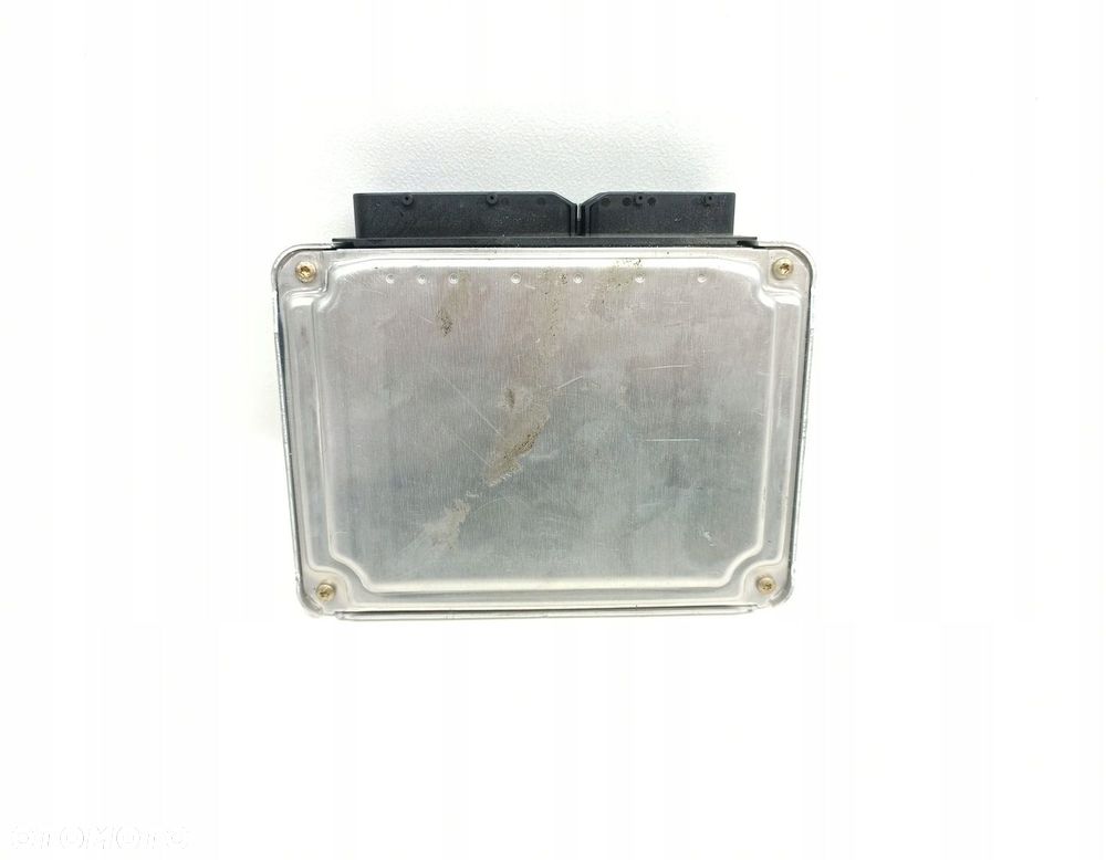 KOMPUTER SILNIKA STEROWNIK VW PASSAT B5 FL 4.0 W8 07D906018AA BDN - 2