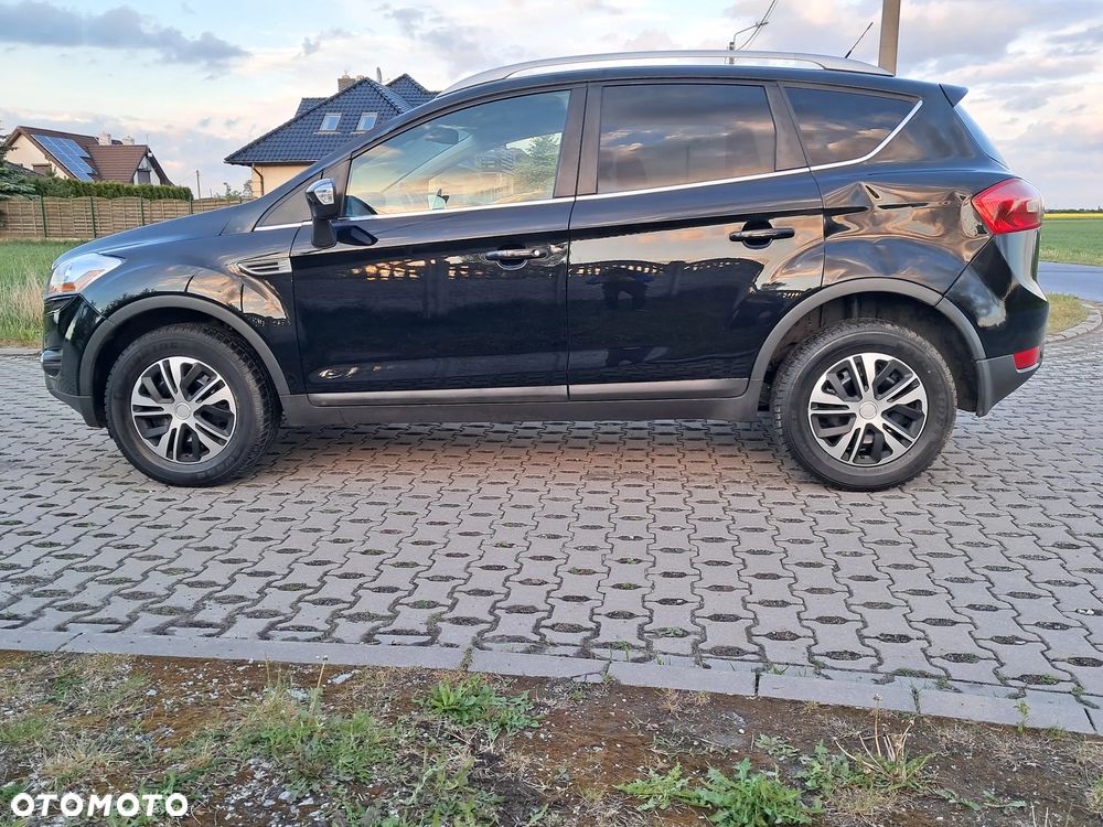 Ford Kuga 2.0 TDCi 2x4 Titanium - 7