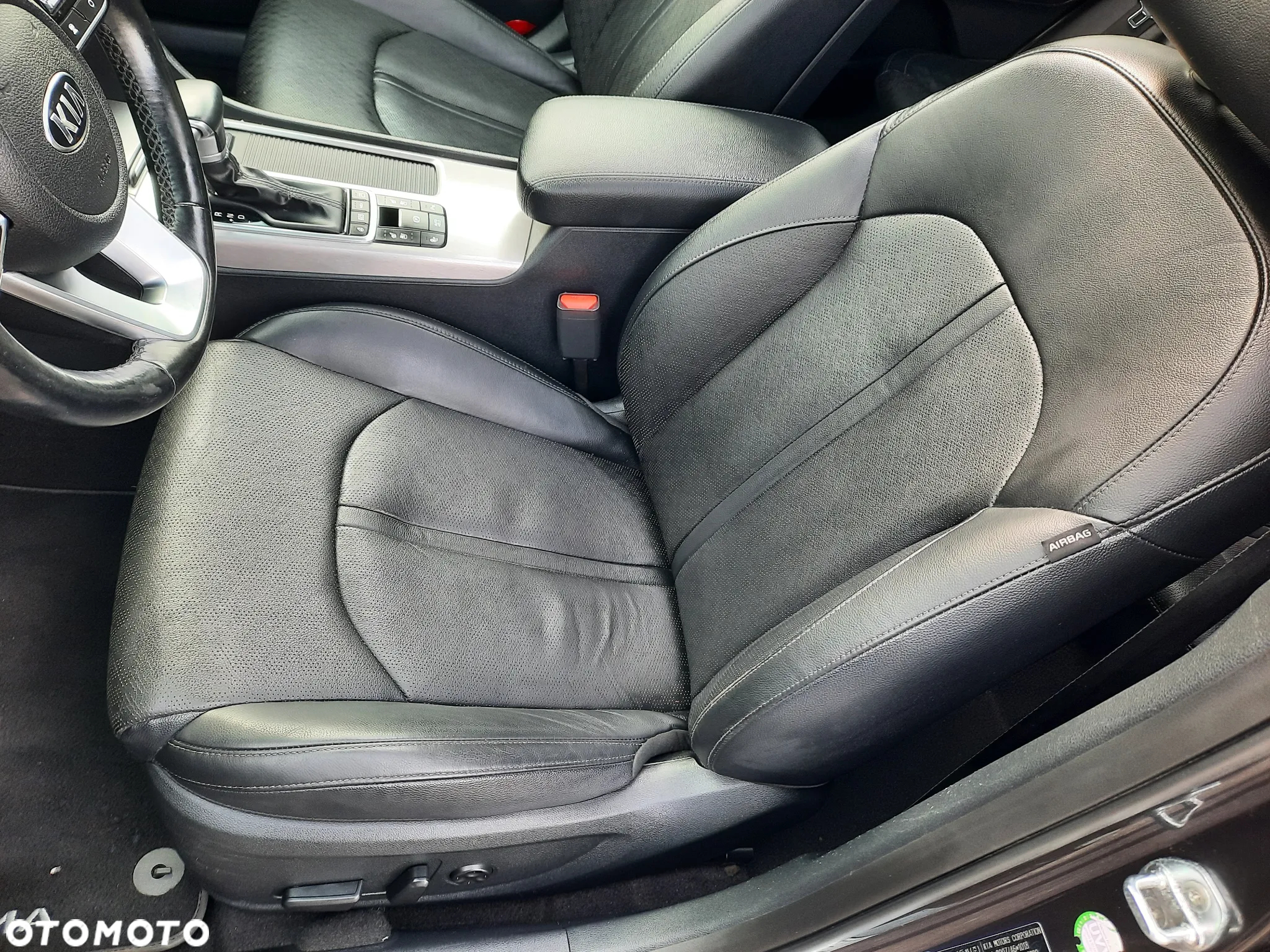 Kia Optima Plug-in Hybrid - 22