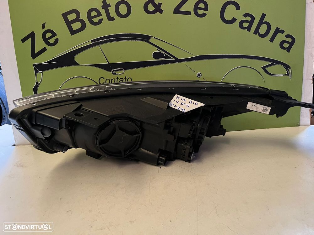 Kia Rio IV - FAROL LED DIREITO - FF840 - 4
