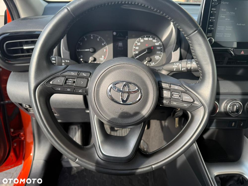 Toyota Yaris 1.5 VVT-i Luxe - 11