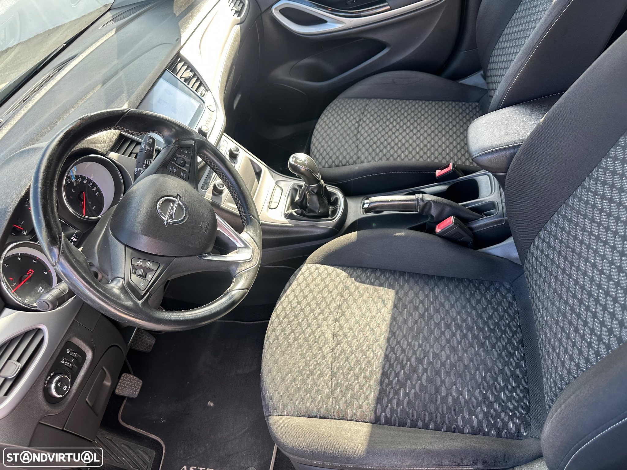Opel Astra Sports Tourer 1.6 CDTI Ecotec Business Edition S/S - 23