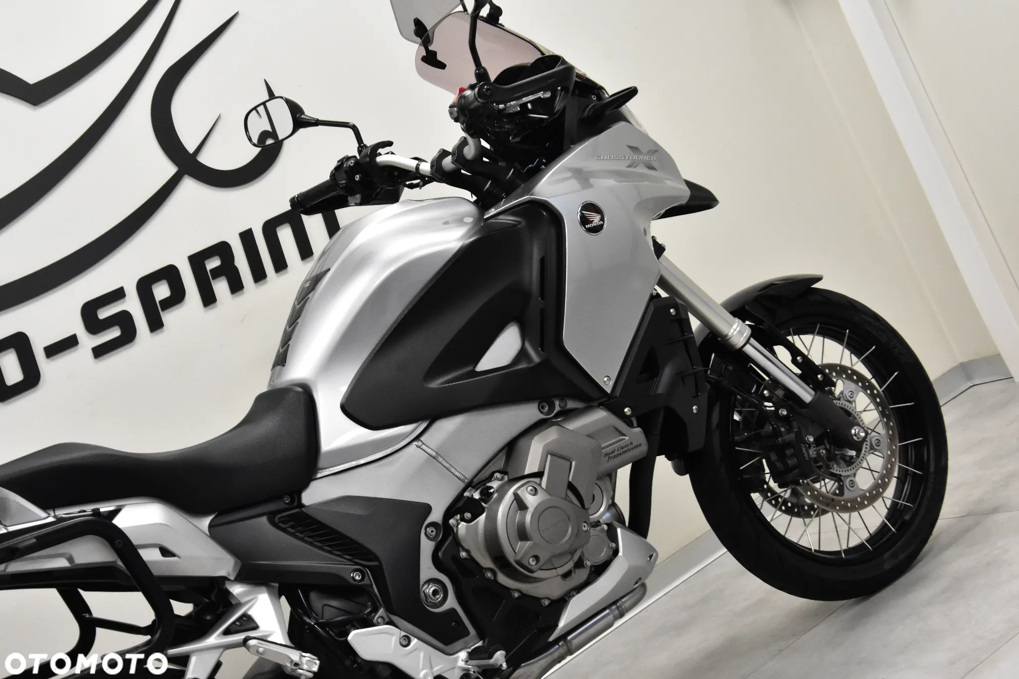 Honda VFR - 15