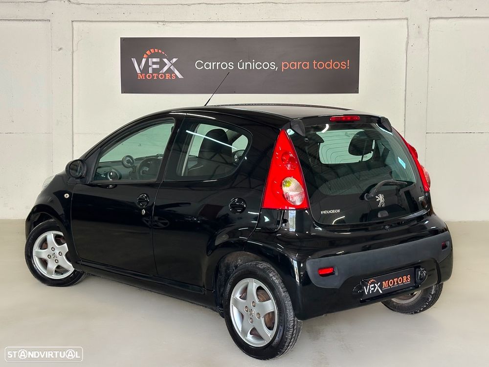 Peugeot 107 1.0 Urban - 7