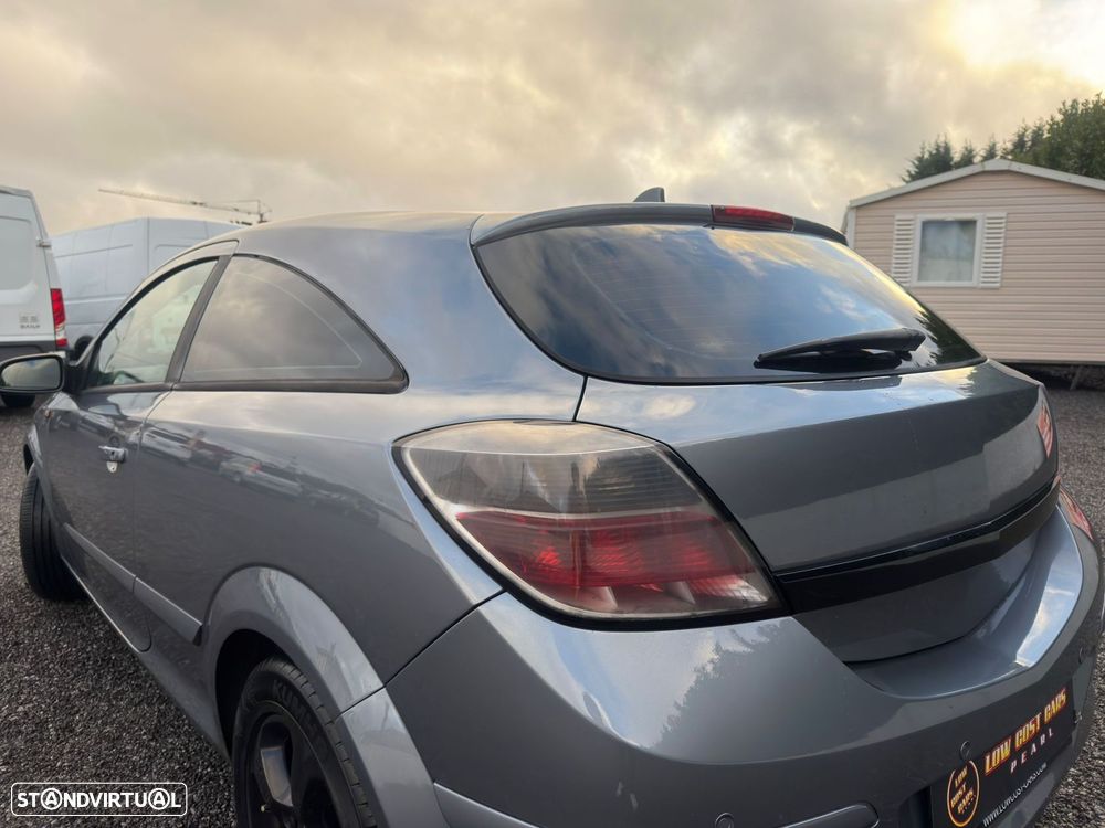 Opel Astra GTC 1.3 CDTi - 18