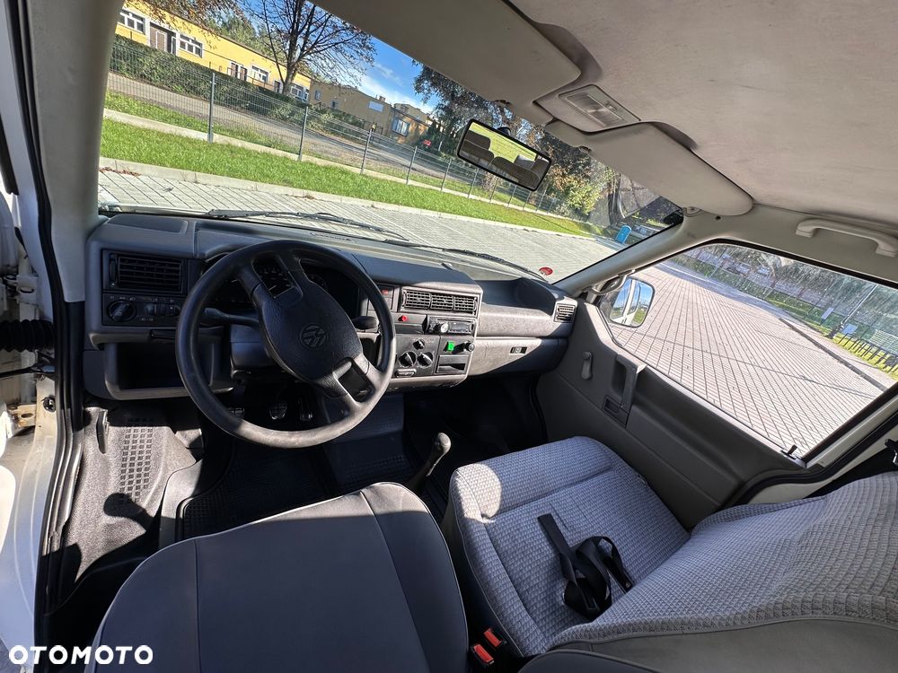 Volkswagen Transporter - 6