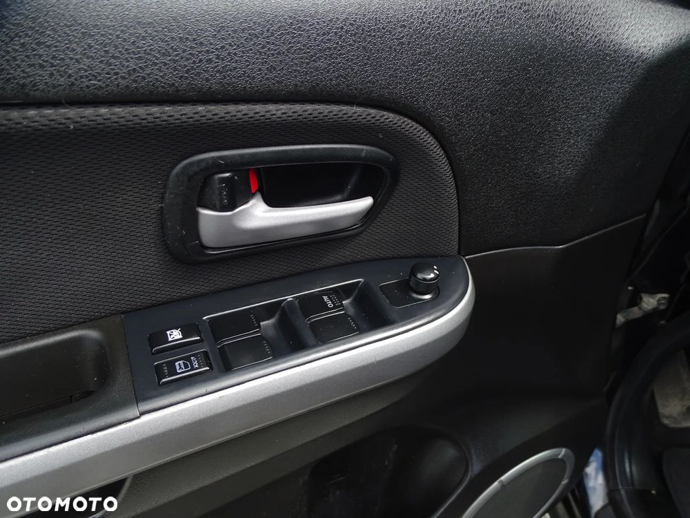 Suzuki Grand Vitara 1.9 DDiS Comfort EU5 - 20