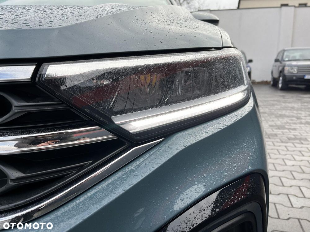 Volkswagen T-Roc - 25