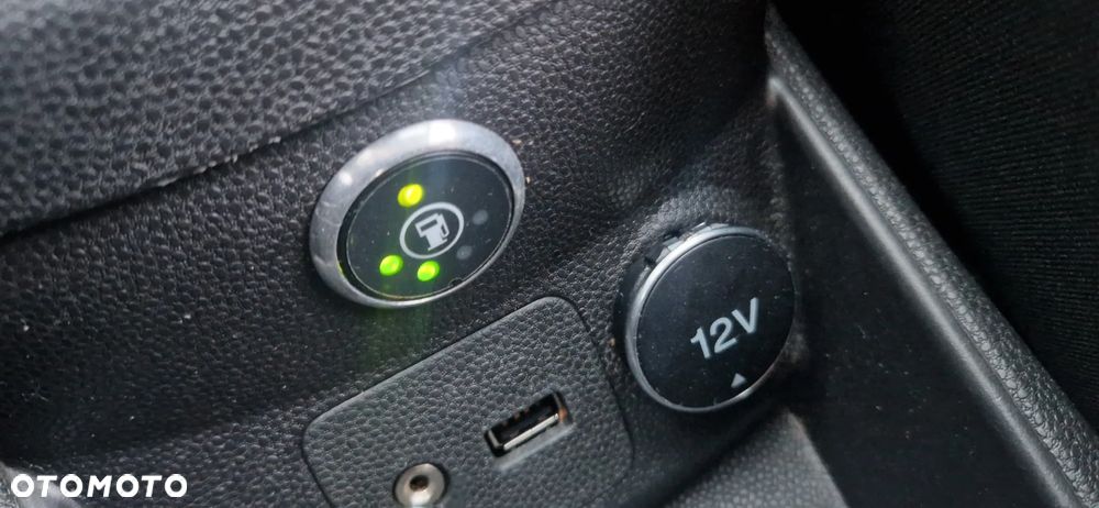 Ford Fiesta 1.4 Champions Edition - 15