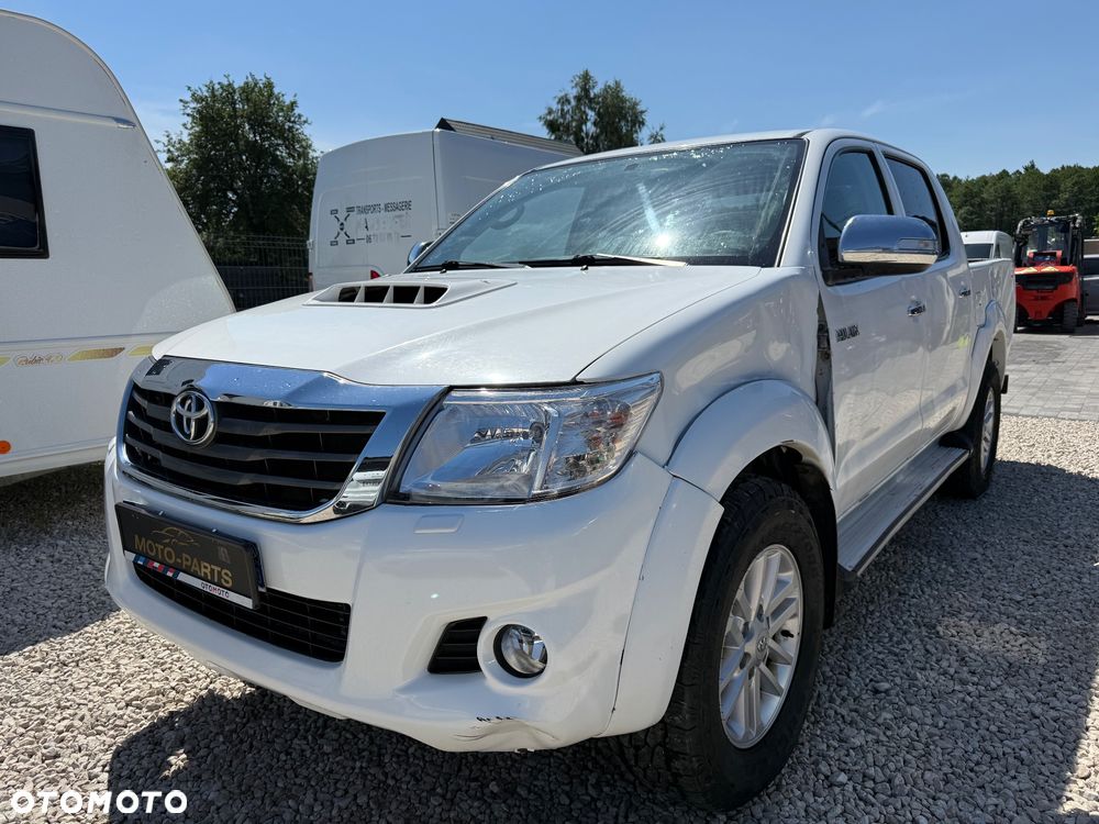 Toyota Hilux - 4