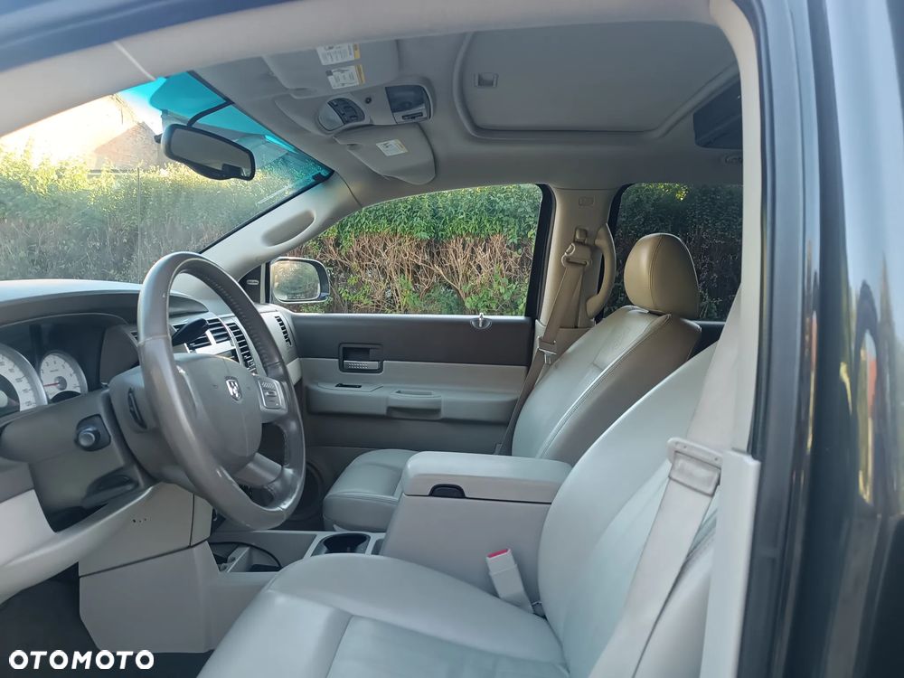 Dodge Durango - 10