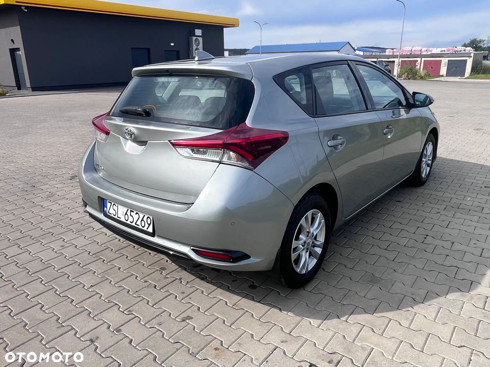 Toyota Auris 1.33 VVT-i Active - 5