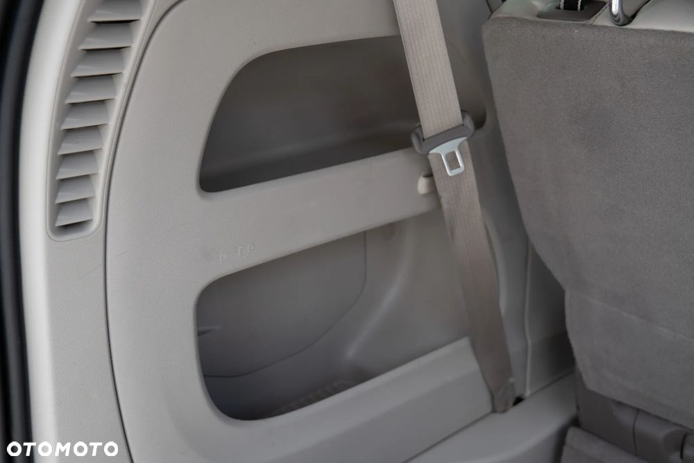 Chrysler Pacifica - 24