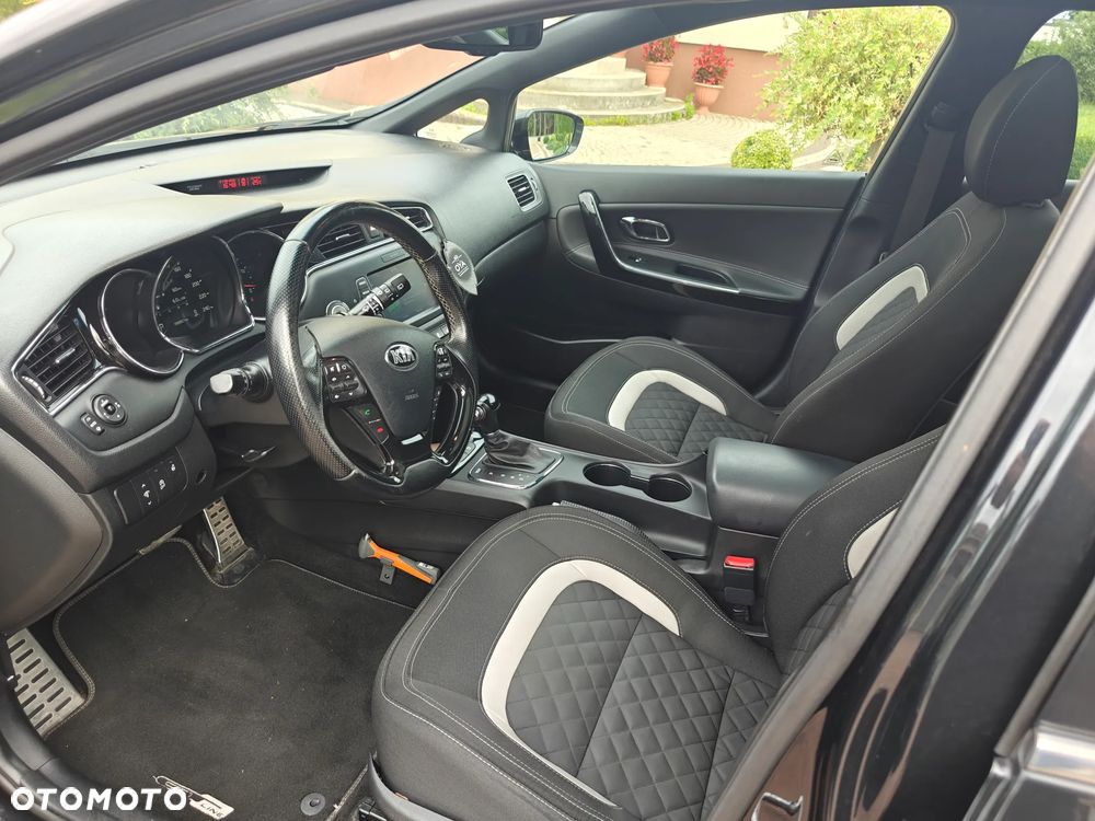 Kia Ceed 1.6 CRDi GT Line DCT - 11