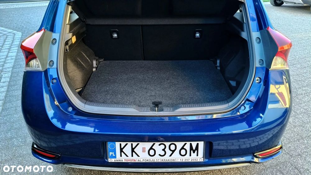 Toyota Auris 1.8 HSD Prestige - 25