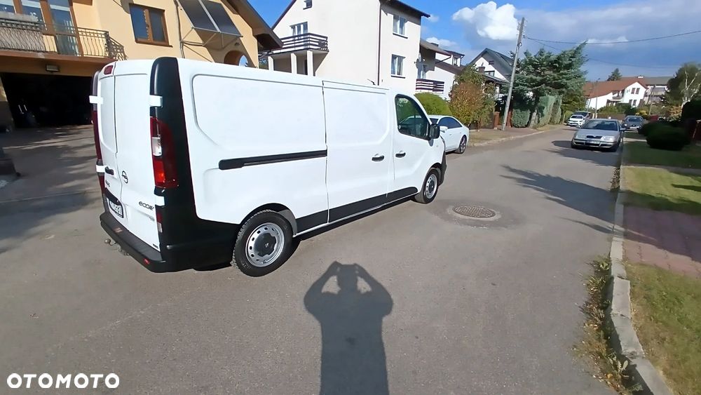 Opel Vivaro - 4