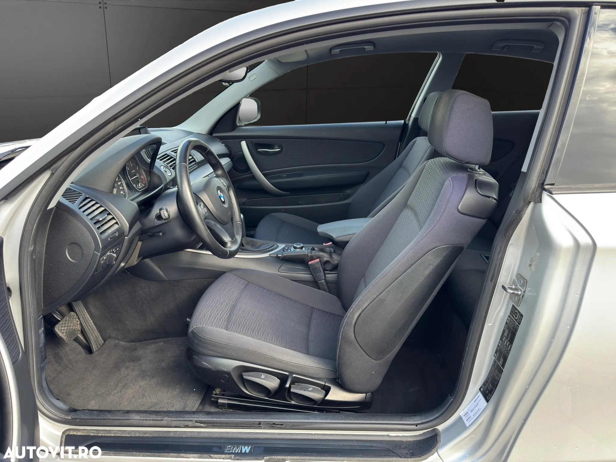 BMW Seria 1 118d DPF - 5
