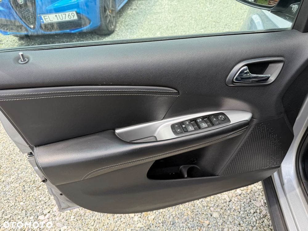 Fiat Freemont 2.0 Multijet 16V DPF Automatik Allrad Lounge - 29