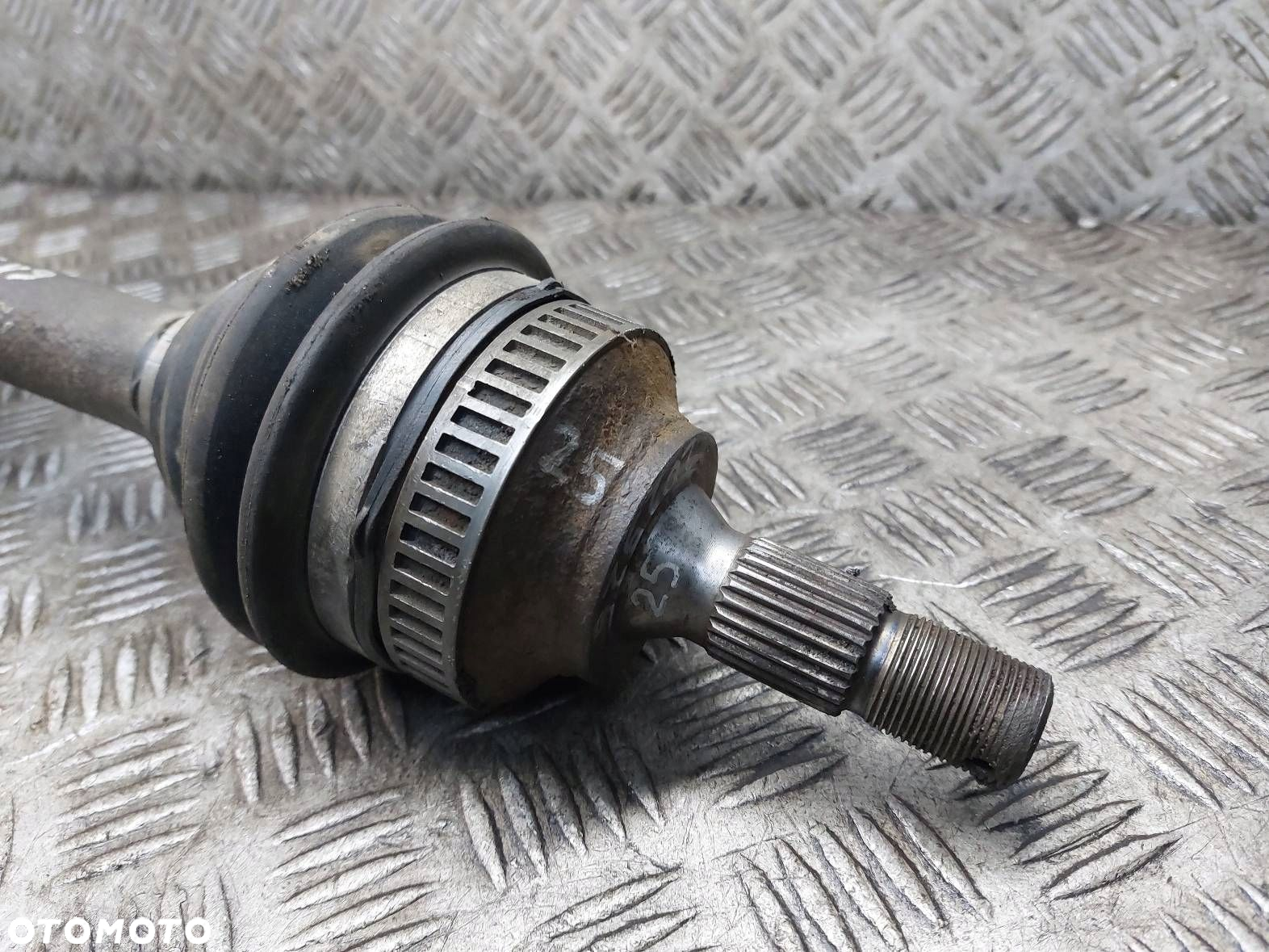 PÓŁOŚ PRAWY PRZÓD CITROEN BERLINGO I LIFT 02-08r 2.0 HDI - 2