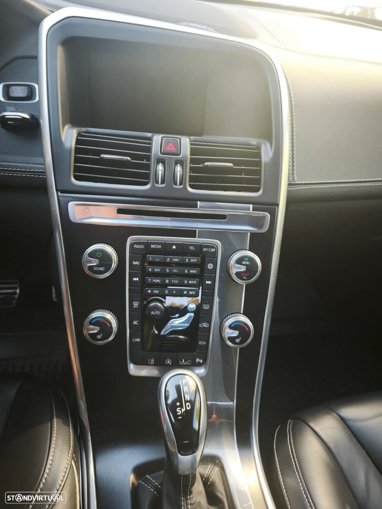 Volvo XC 60 D4 Geartronic Kinetic - 8