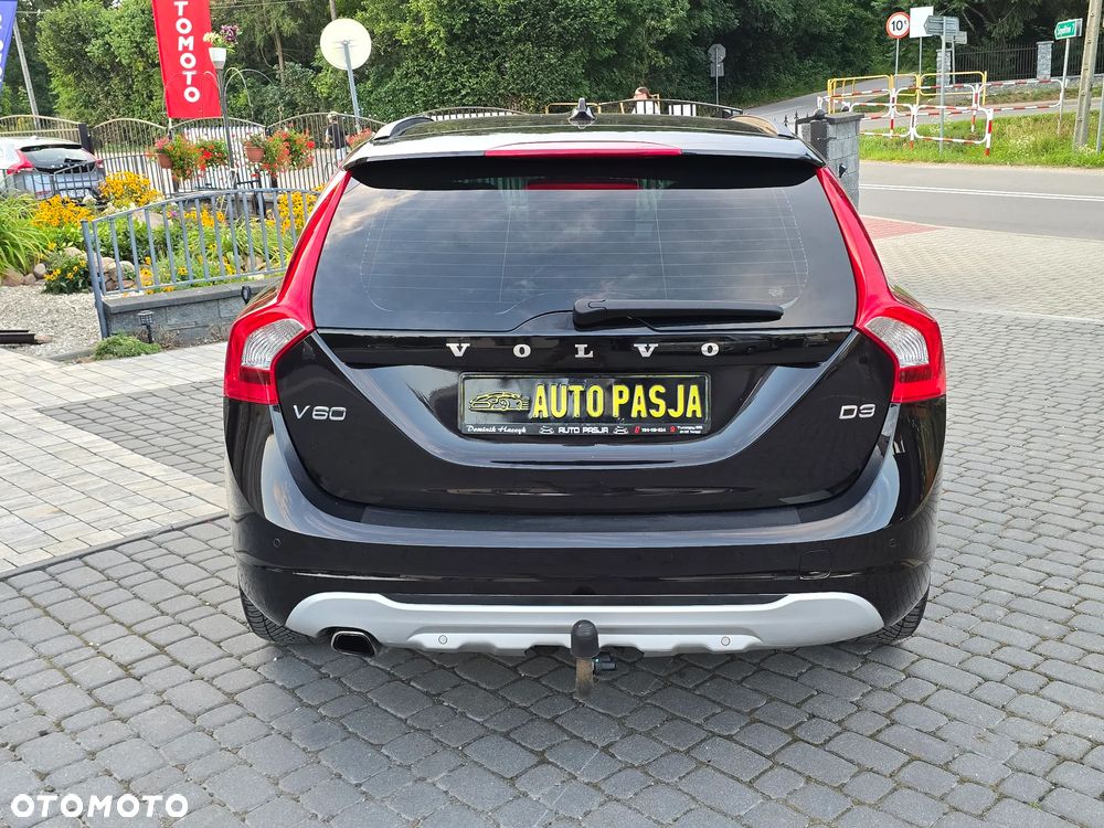 Volvo V60 D3 Summum - 16