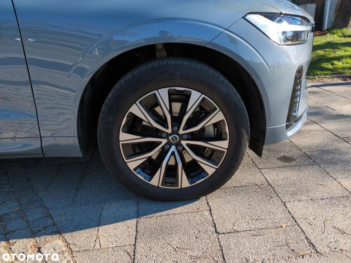 Volvo XC 60 B4 B Plus Dark - 5