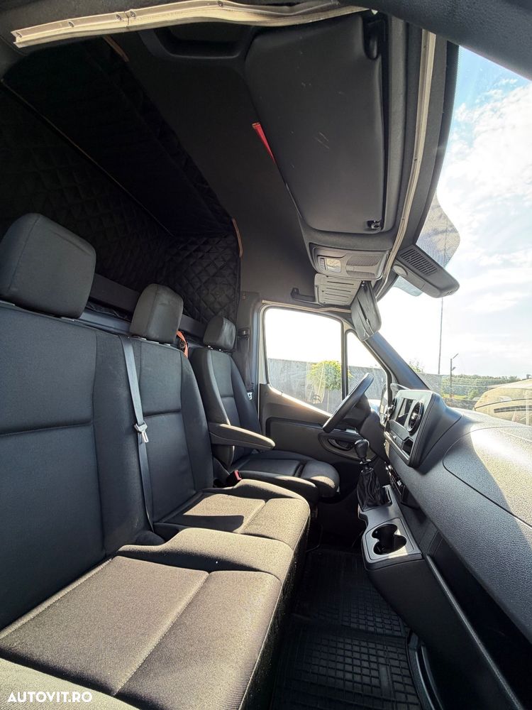 Mercedes-Benz Sprinter - 7
