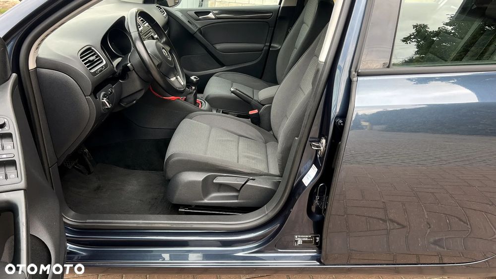Volkswagen Golf 1.6 Comfortline - 22