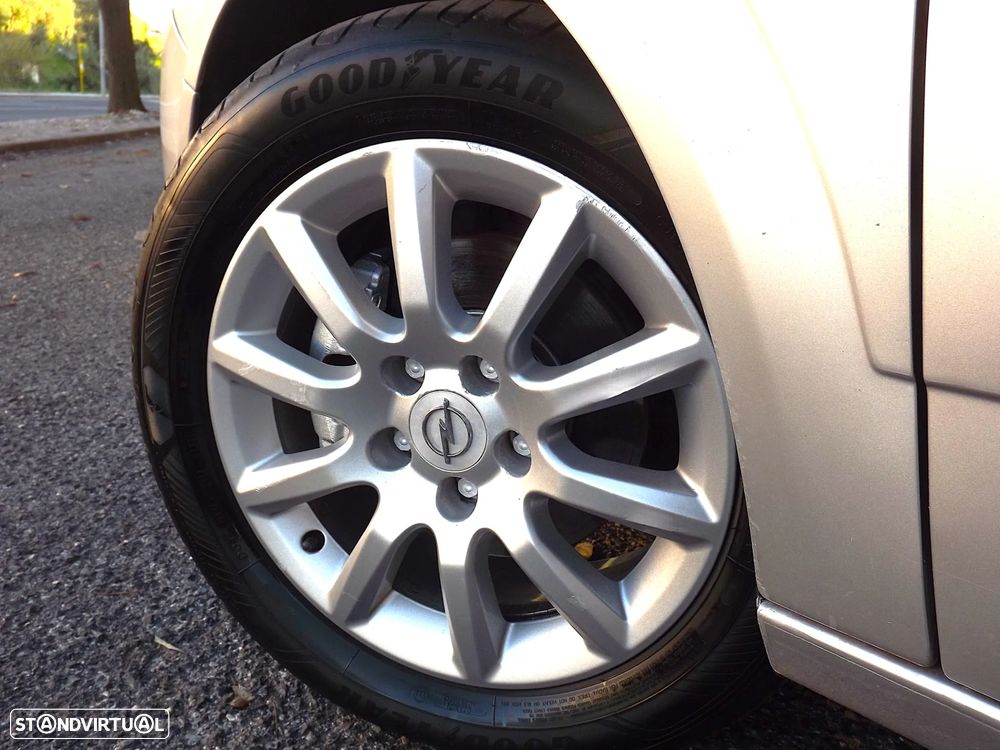 Opel Astra 1.3 CDTI Edition - 11