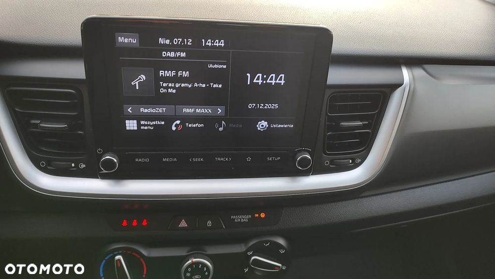 Kia Stonic 1.2 L Business Line - 18