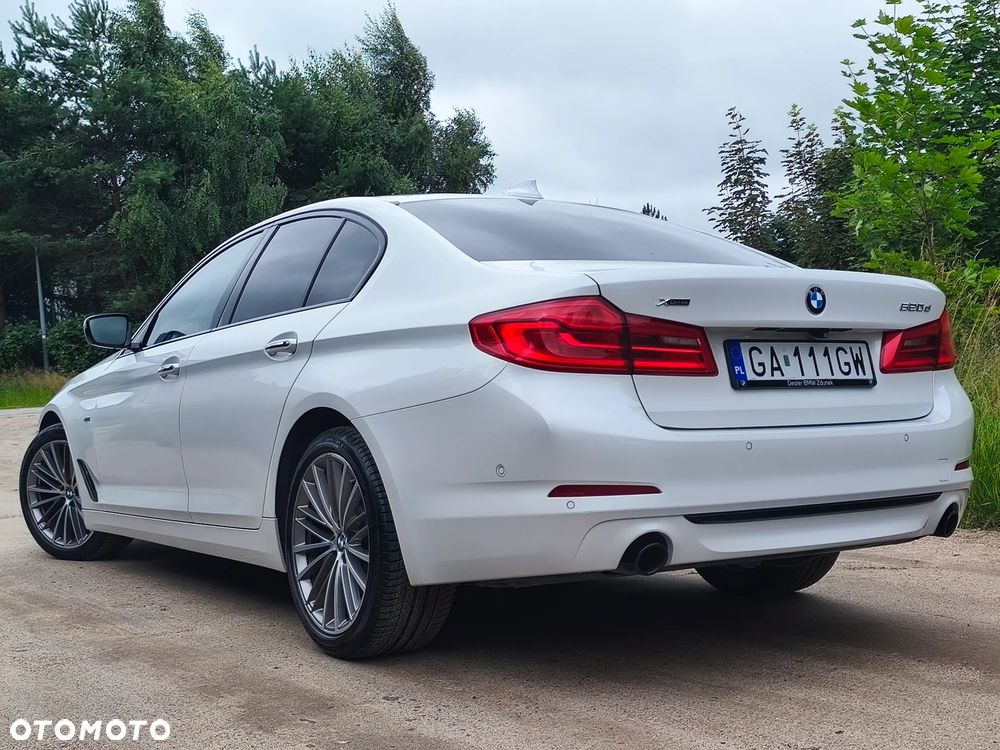 BMW Seria 5 520d Sport Line - 7