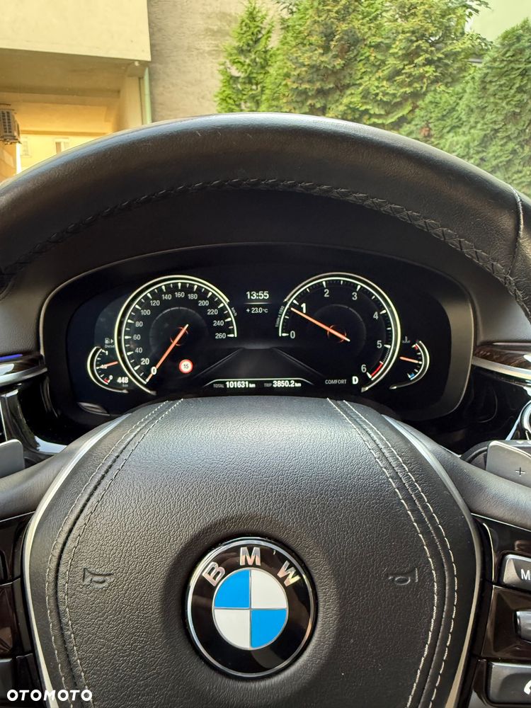 BMW Seria 5 520d Luxury Line - 13