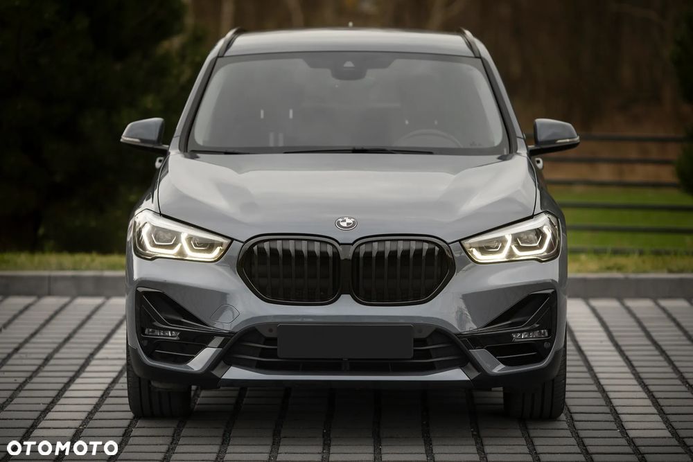 BMW X1 sDrive20i Sport Line - 5