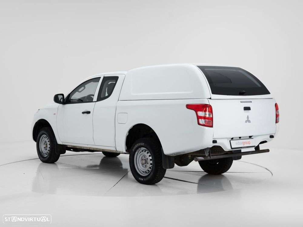 Mitsubishi L200 2.4 DI-D Club 4WD c/iva - 4