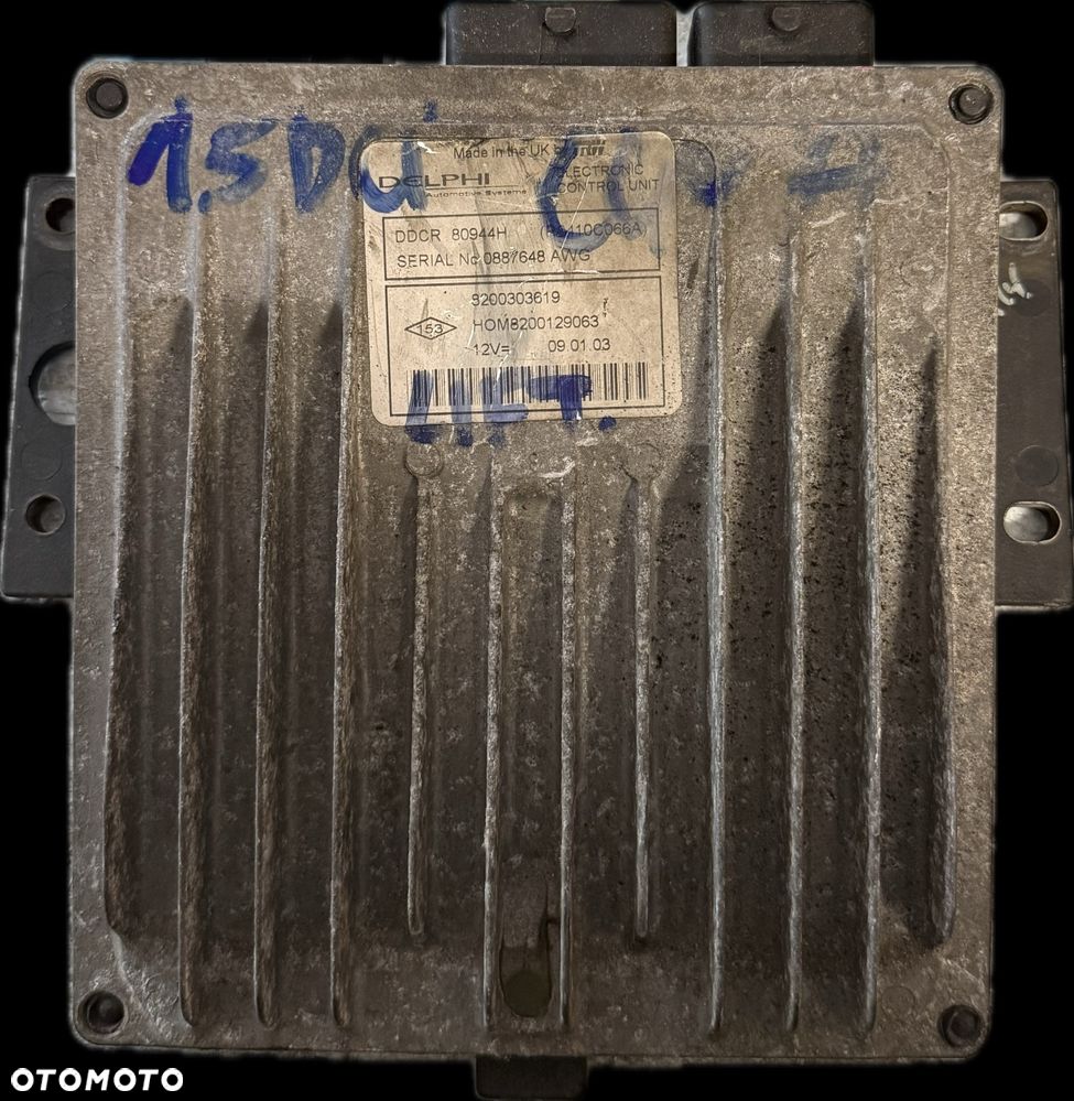 Sterownik KOMPUTER SILNIKA ECU RENAULT 8200303619 - 1